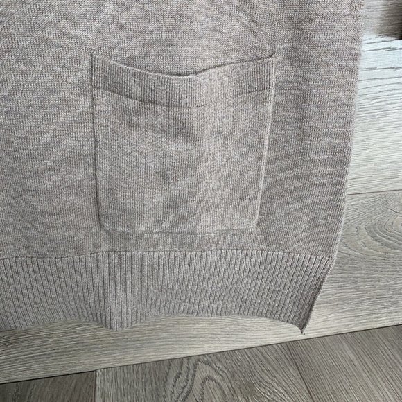 Eight Eight Eight Tunic Sweater Womans M Tan Brown Stripe Front Pockets LS - Picture 4 of 9